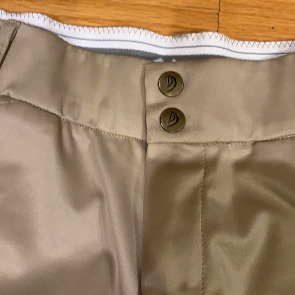Devon Aire junior breeches! - Picture 5 of 6